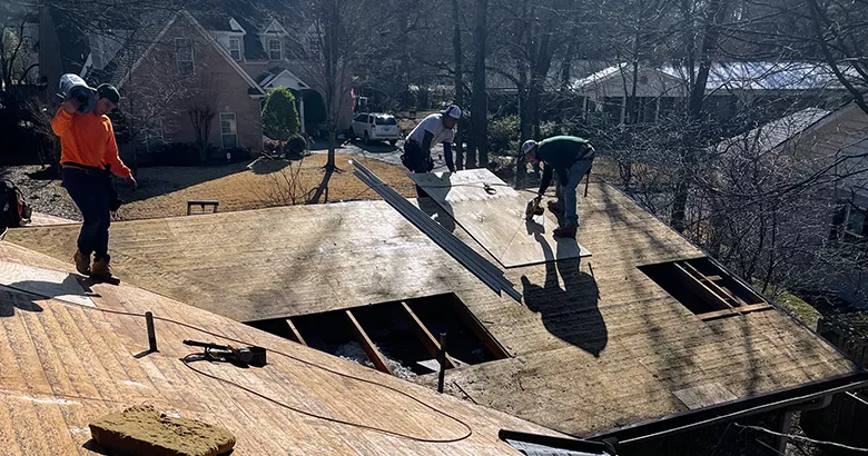 roofing companies doing roof replacement